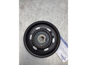 Gebruikte Krukas Poelie Seat Leon (1P1) 1.6 Prijs € 40,00 Margeregeling aangeboden door Gebr Opdam B.V.