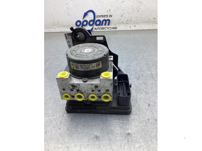 Gebruikte ABS Pomp Seat Leon ST (5FF) 1.6 TDI Ecomotive 16V Prijs € 125,00 Margeregeling aangeboden door Gebr Opdam B.V.