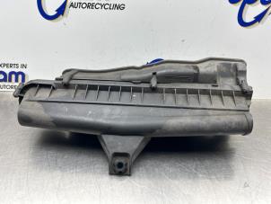 Gebruikte Luchtfilterhuis Peugeot 207 SW (WE/WU) 1.4 16V Vti Prijs € 50,00 Margeregeling aangeboden door Gebr Opdam B.V.