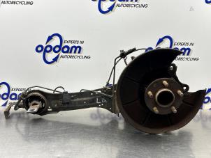 Gebruikte Fusee links-achter Ford Mondeo IV 1.6 EcoBoost 16V Prijs € 75,00 Margeregeling aangeboden door Gebr Opdam B.V.