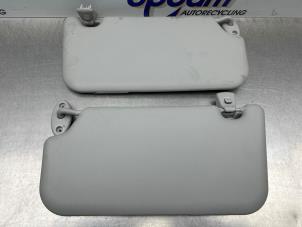 Gebruikte Zonneklep Ford Mondeo IV 1.6 EcoBoost 16V Prijs € 50,00 Margeregeling aangeboden door Gebr Opdam B.V.