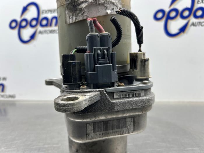Stuurbekrachtiging Pomp van een Ford C-Max (DM2) 1.8 16V 2008