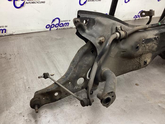 Subframe van een Suzuki Alto 1.0 12V 2013