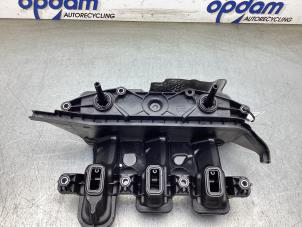 Gebruikte Inlaatspruitstuk Mercedes Vito (447.6) 1.6 111 CDI 16V Prijs € 96,80 Inclusief btw aangeboden door Gebr Opdam B.V.