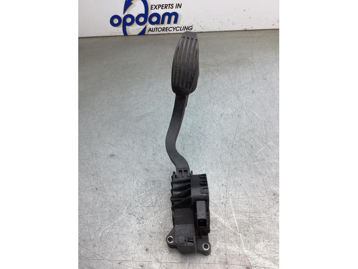 Gebruikte Gaspedaalpositie Sensor Ford Ka II 1.2 Prijs € 35,00 Margeregeling aangeboden door Gebr Opdam B.V.