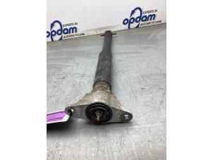 Gebruikte Schokdemper links-achter Mazda 3 (BM/BN) 2.0 SkyActiv-G 16V Prijs € 30,00 Margeregeling aangeboden door Gebr Opdam B.V.