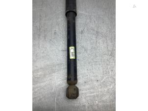 Gebruikte Schokdemper rechts-achter Mazda 3 (BM/BN) 2.0 SkyActiv-G 16V Prijs € 30,00 Margeregeling aangeboden door Gebr Opdam B.V.