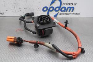 Gebruikte Oplaadkabel hybride Ford Kuga III (DFK) 2.5 PHEV 16V Prijs € 150,00 Margeregeling aangeboden door Gebr Opdam B.V.