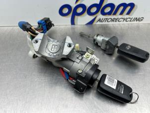 Gebruikte Set Cilindersloten (compleet) Hyundai i30 (FD) 1.6 CVVT 16V Prijs € 85,00 Margeregeling aangeboden door Gebr Opdam B.V.