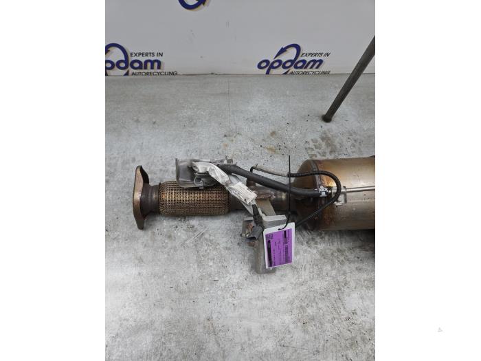 Katalysator van een Mercedes-Benz B (W247) 1.3 B-250 e Turbo 16V 2021