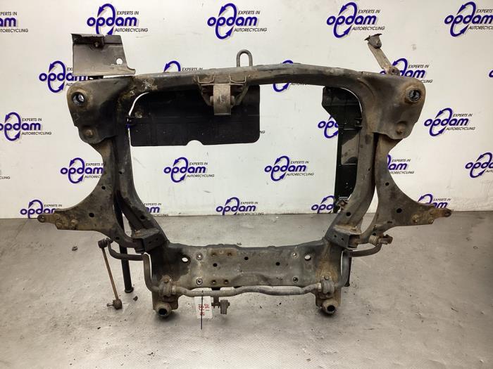 Gebruikte Subframe Hyundai i30 (FD) 1.6 CVVT 16V Prijs € 125,00 Margeregeling aangeboden door Gebr Opdam B.V.