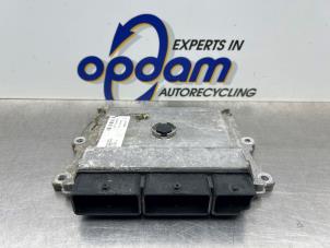 Gebruikte Computer Motormanagement Renault Captur (2R) 0.9 Energy TCE 12V Prijs € 125,00 Margeregeling aangeboden door Gebr Opdam B.V.