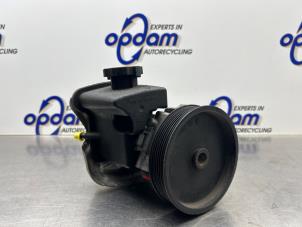 Gebruikte Stuurpomp Mercedes C Sportcoupé (C203) 1.8 C-180K 16V Prijs € 100,00 Margeregeling aangeboden door Gebr Opdam B.V.