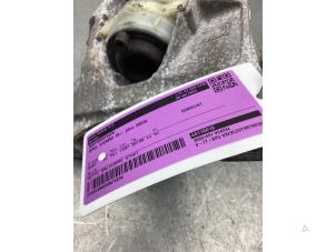 Gebruikte Motorrubber Opel Vivaro 2.0 Diesel 145 Prijs € 72,60 Inclusief btw aangeboden door Gebr Opdam B.V.