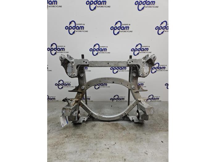 Gebruikte Subframe BMW i4 (G26) M50 84 kWh Prijs € 375,00 Margeregeling aangeboden door Gebr Opdam B.V.
