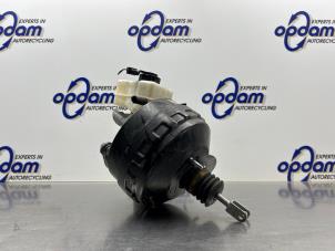 Gebruikte Rembooster BMW 3 serie Touring (E91) 320i 16V Prijs € 100,00 Margeregeling aangeboden door Gebr Opdam B.V.