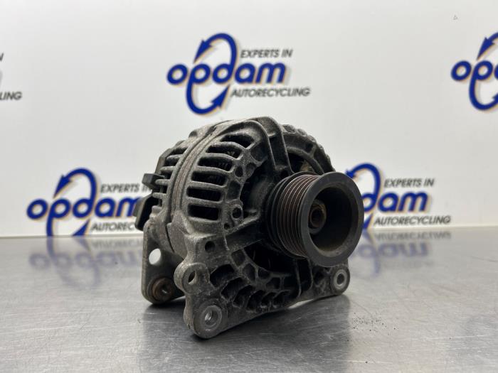 Gebruikte Dynamo Skoda Fabia (6Y2) 1.4i 16V Prijs € 50,00 Margeregeling aangeboden door Gebr Opdam B.V.