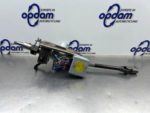 Gebruikte Servo Elektrisch Renault Twingo II (CN) 1.2 16V Prijs € 150,00 Margeregeling aangeboden door Gebr Opdam B.V.