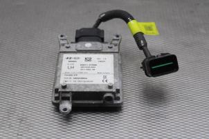 Gebruikte Dode hoek sensor Kia Optima 1.7 CRDi 16V Prijs € 150,00 Margeregeling aangeboden door Gebr Opdam B.V.