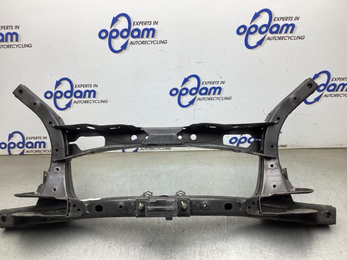 Gebruikte Subframe Kia Niro I (DE) E-Niro 64 kWh Prijs € 400,00 Margeregeling aangeboden door Gebr Opdam B.V.