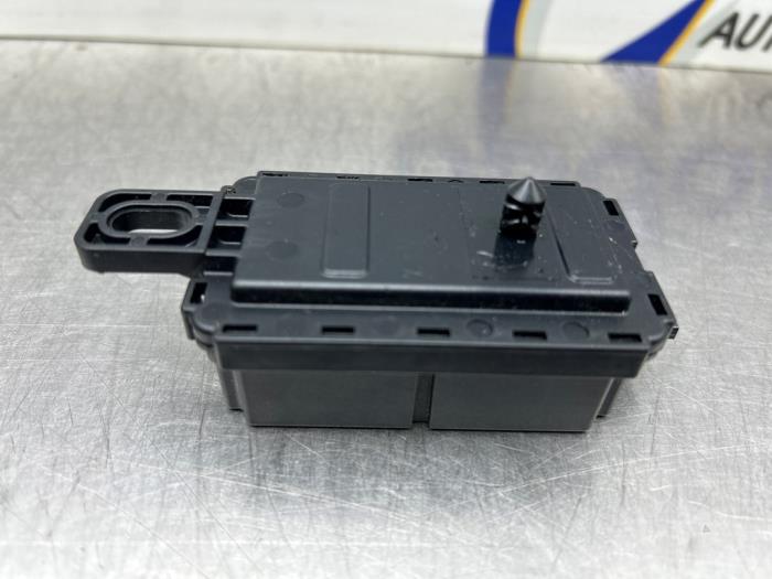 Gebruikte Module (diversen) Mini Clubman (F54) 1.5 Cooper 12V Prijs € 35,00 Margeregeling aangeboden door Gebr Opdam B.V.
