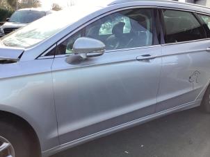 Gebruikte Deur 4Deurs links-voor Ford Mondeo V Wagon Prijs € 500,00 Margeregeling aangeboden door Gebr Opdam B.V.