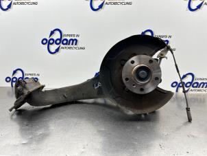 Gebruikte Fusee links-achter Mini Clubman (F54) 1.5 Cooper 12V Prijs € 100,00 Margeregeling aangeboden door Gebr Opdam B.V.