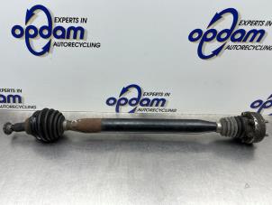 Gebruikte Aandrijfas rechts-voor Volkswagen Polo V (6R) 1.4 16V Prijs € 60,00 Margeregeling aangeboden door Gebr Opdam B.V.