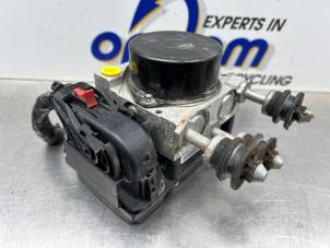 Gebruikte ABS Pomp Volkswagen Polo V (6R) 1.4 16V Prijs € 150,00 Margeregeling aangeboden door Gebr Opdam B.V.