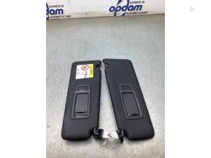 Gebruikte Zonneklep BMW 3 serie (F30) 330e Prijs € 150,00 Margeregeling aangeboden door Gebr Opdam B.V.