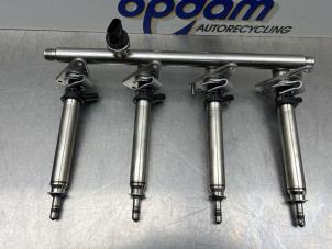 Gebruikte Injector (benzine injectie) Mercedes A (W176) 1.6 A-200 16V Prijs € 250,00 Margeregeling aangeboden door Gebr Opdam B.V.