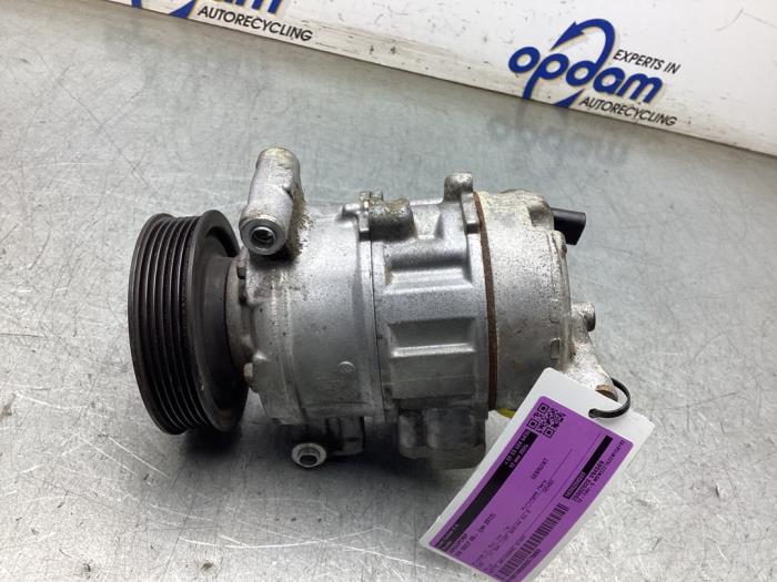 Gebruikte Pomp Airco Volkswagen Golf VI (5K1) 1.2 TSI BlueMotion Prijs € 75,00 Margeregeling aangeboden door Gebr Opdam B.V.