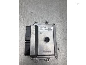 Gebruikte Computer Motormanagement Peugeot 2008 (UD/UK/UR/US/UX) e-2008 50 kWh Prijs € 200,00 Margeregeling aangeboden door Gebr Opdam B.V.