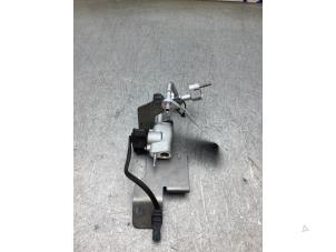 Gebruikte Airco expansieklep Peugeot 2008 (UD/UK/UR/US/UX) e-2008 50 kWh Prijs € 35,00 Margeregeling aangeboden door Gebr Opdam B.V.