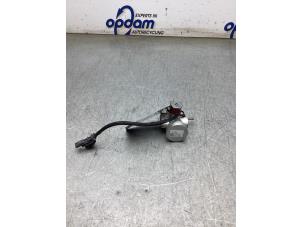 Gebruikte Airco expansieklep Peugeot 2008 (UD/UK/UR/US/UX) e-2008 50 kWh Prijs € 40,00 Margeregeling aangeboden door Gebr Opdam B.V.