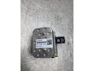 Gebruikte Warmtewisselaar Volvo XC60 II (UZ) 2.0 T8 16V Polestar Engineered AWD Prijs € 275,00 Margeregeling aangeboden door Gebr Opdam B.V.