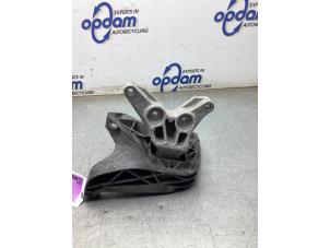 Gebruikte Motorrubber Opel Grandland (X) 1.2 Turbo 12V Prijs € 30,00 Margeregeling aangeboden door Gebr Opdam B.V.