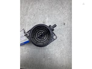 Gebruikte Luchthoeveelheidsmeter Kia Stonic (YB) 1.0i T-GDi 12V Eco-Dynamics+ Prijs € 35,00 Margeregeling aangeboden door Gebr Opdam B.V.