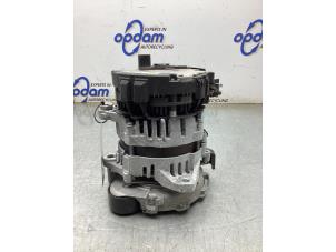 Gebruikte Dynamo Kia Stonic (YB) 1.0i T-GDi 12V Eco-Dynamics+ Prijs € 375,00 Margeregeling aangeboden door Gebr Opdam B.V.