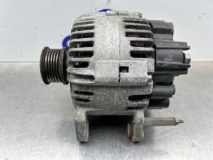 Gebruikte Alternator Volkswagen Polo V (6R) 1.4 16V Prijs € 125,00 Margeregeling aangeboden door Gebr Opdam B.V.