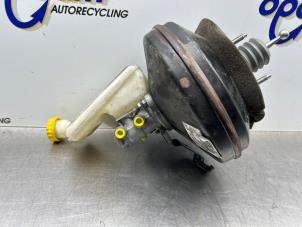 Gebruikte Rembooster Peugeot 208 I (CA/CC/CK/CL) 1.2 Vti 12V PureTech 82 Prijs € 125,00 Margeregeling aangeboden door Gebr Opdam B.V.