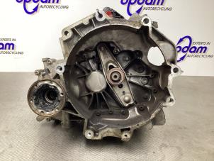 Gebruikte Versnellingsbak Volkswagen Polo V (6R) 1.4 16V Prijs € 400,00 Margeregeling aangeboden door Gebr Opdam B.V.