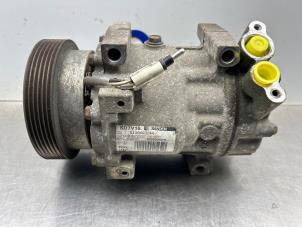 Gebruikte Aircopomp Dacia Logan MCV (KS) 1.6 16V Flexifuel Prijs € 99,00 Margeregeling aangeboden door Gebr Opdam B.V.