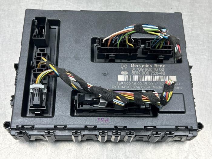 Computer Body Control van een Mercedes-Benz A (W169) 1.5 A-160 2010