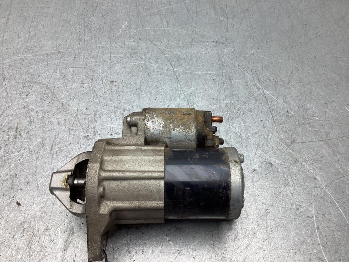 Startmotor van een Mitsubishi Space Star (A0) 1.2 12V 2018