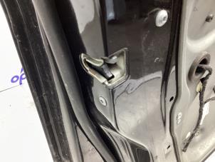 Gebruikte Deurslot Mechaniek 4Deurs links-voor Mercedes B (W245) 1.5 B-150 16V Prijs € 99,00 Margeregeling aangeboden door Gebr Opdam B.V.