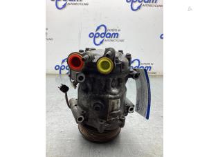 Gebruikte Pomp Airco Volvo V70 (BW) 1.6 DRIVe,D2 Prijs € 125,00 Margeregeling aangeboden door Gebr Opdam B.V.