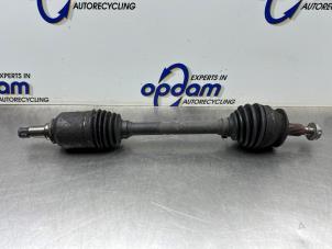 Gebruikte Cardanas links-voor (VWA) Mercedes A (W169) 1.5 A-160 Prijs € 100,00 Margeregeling aangeboden door Gebr Opdam B.V.