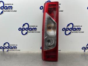 Gebruikte Achterlicht links Peugeot Expert (G9) 1.6 HDi 90 Prijs € 75,00 Margeregeling aangeboden door Gebr Opdam B.V.