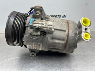 Gebruikte Aircopomp Opel Astra H SW (L35) 1.6 16V Twinport Prijs € 150,00 Margeregeling aangeboden door Gebr Opdam B.V.